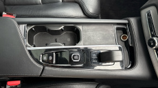 Volvo XC90 2.0 B5D [235] Plus Dark 5dr AWD Geartronic Diesel Estate